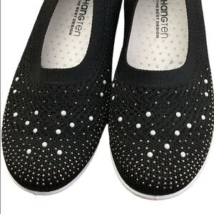 Hang Ten Pearl & Stud Encrusted Stretch Loafers Sz 38